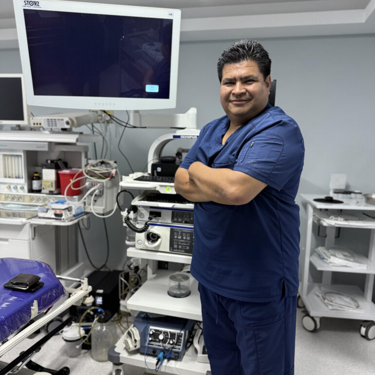 Dr. Guillermo Carmona